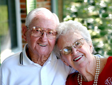Photo of a man and woman smiling for a picture lsgp_65.jpg